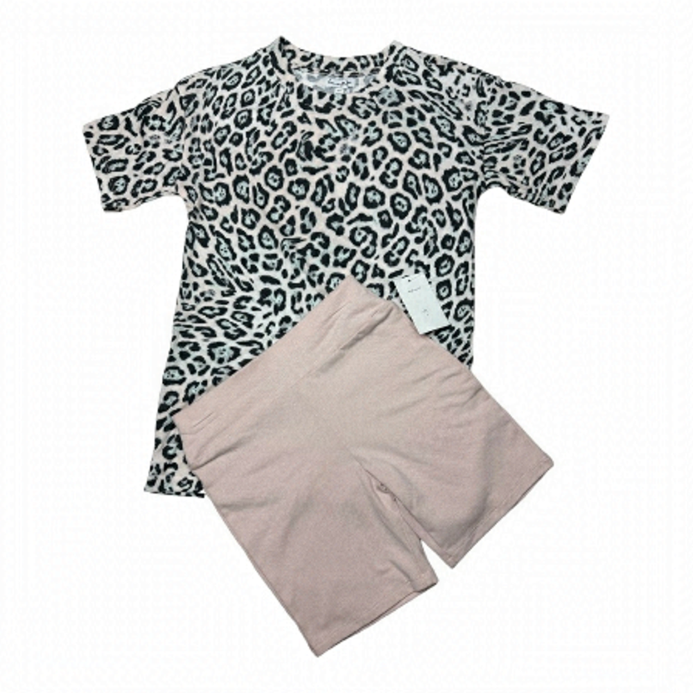 Love Fire Pink Cheetah Sleep Set Pajama Shorts and Tee Size M